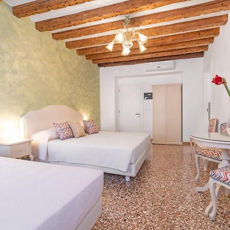 Residenza San Silvestro Hotel Veneţia Exterior foto