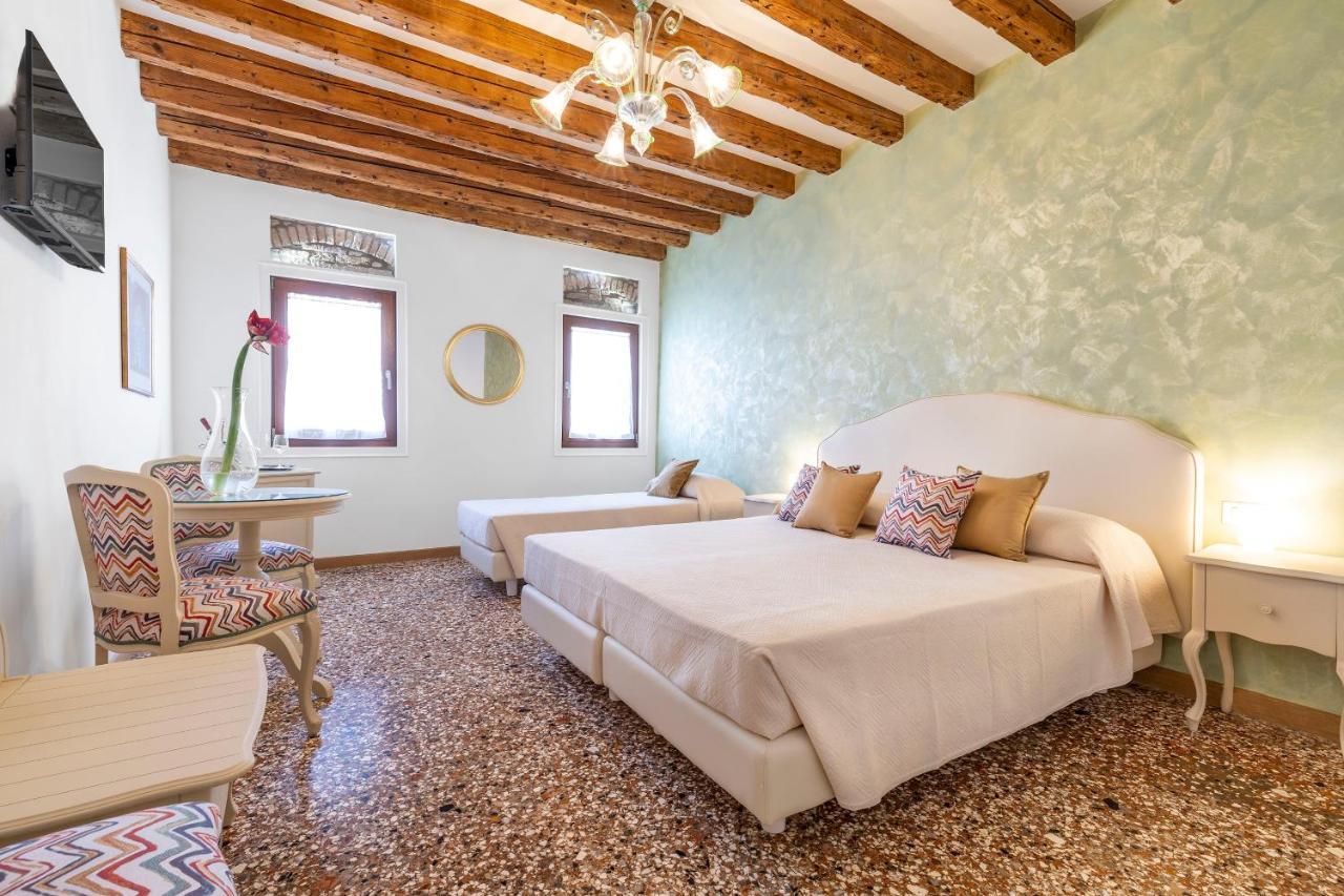 Residenza San Silvestro Hotel Veneţia Exterior foto
